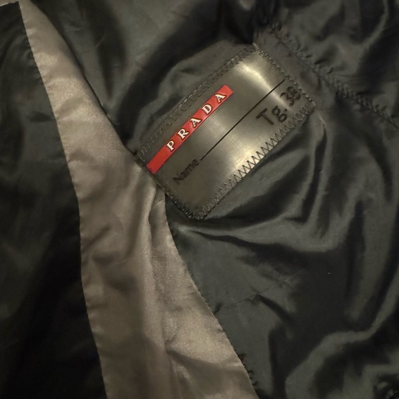 Prada puffy green winter jacket - Picture 4 of 12